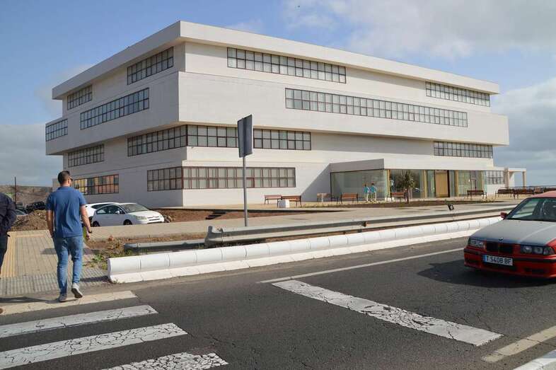 Edificio municipal de El Cubilo, aún sin inaugurar (Foto TA)